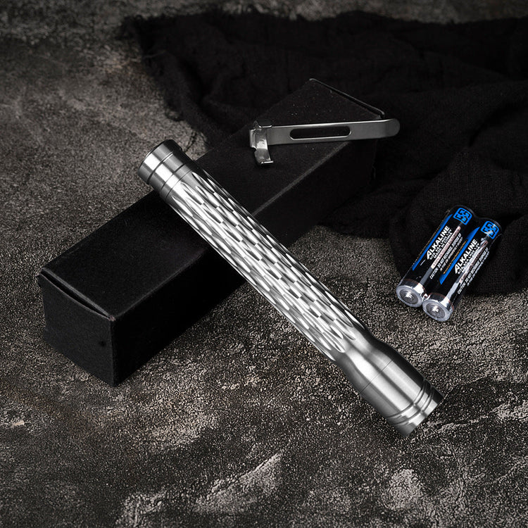 Wautton R8 Titanium Alloy Mini High-Intensity Flashlight-1